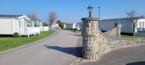 Family Friendly 2 Bed Caravan in Rhyl North Wales